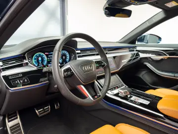 AUDI A8 60TFSI E-Tron Quattro