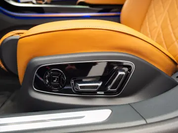 AUDI A8 60TFSI E-Tron Quattro