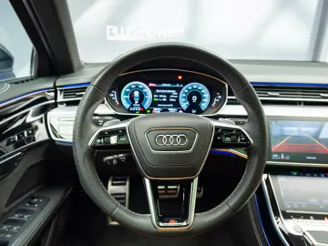 AUDI A8 60TFSI E-Tron Quattro