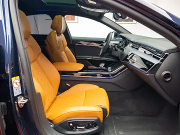 AUDI A8 60TFSI E-Tron Quattro