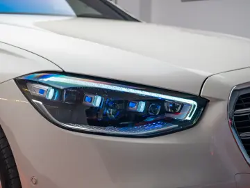 Mercedes Benz S 500 4m