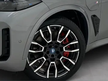 BMW X5 xDrive50e M Sport AHK Harman