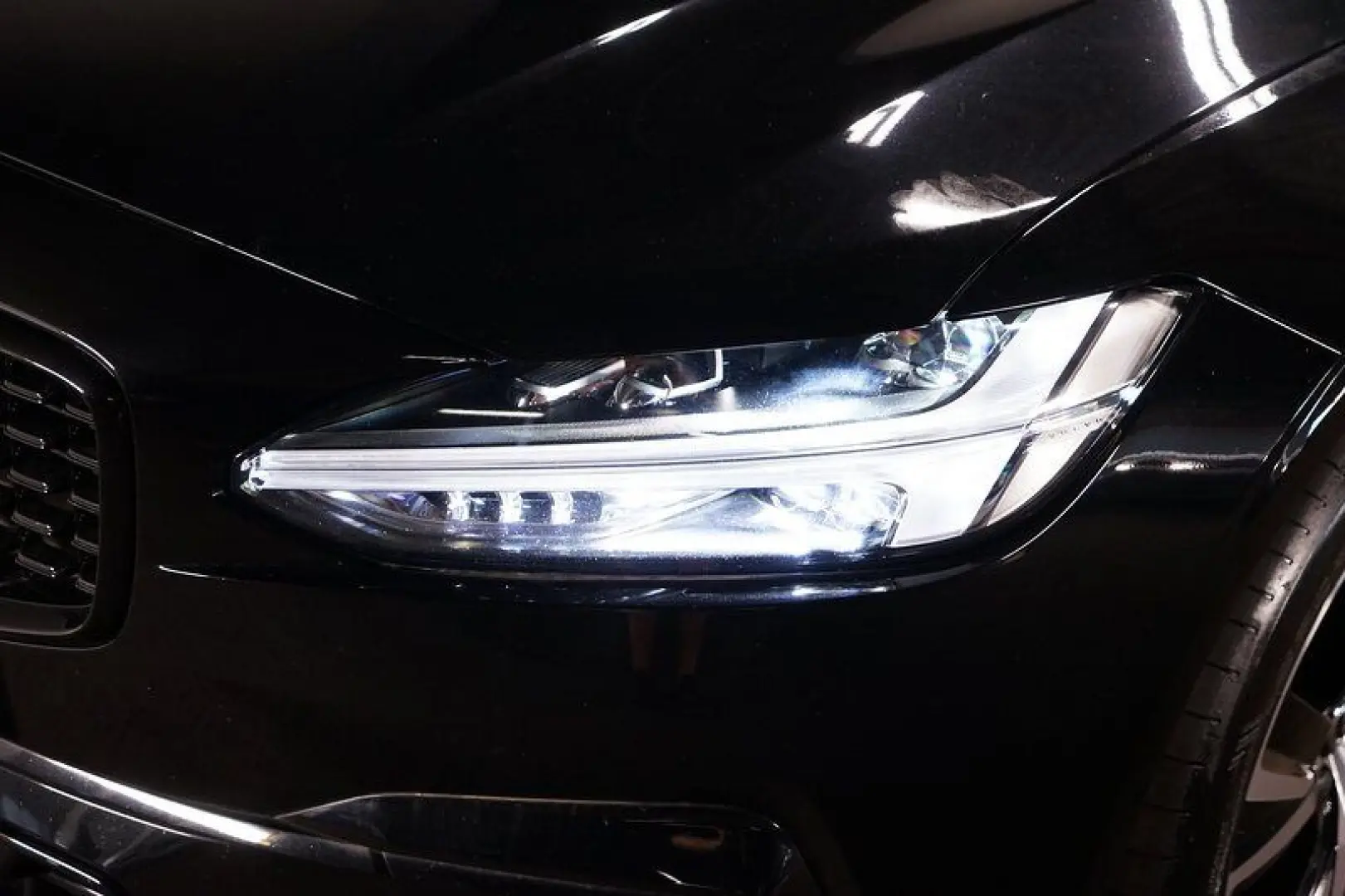 V90 2.0 T6 Recharge R-Design AWD Geartronic*AHK*