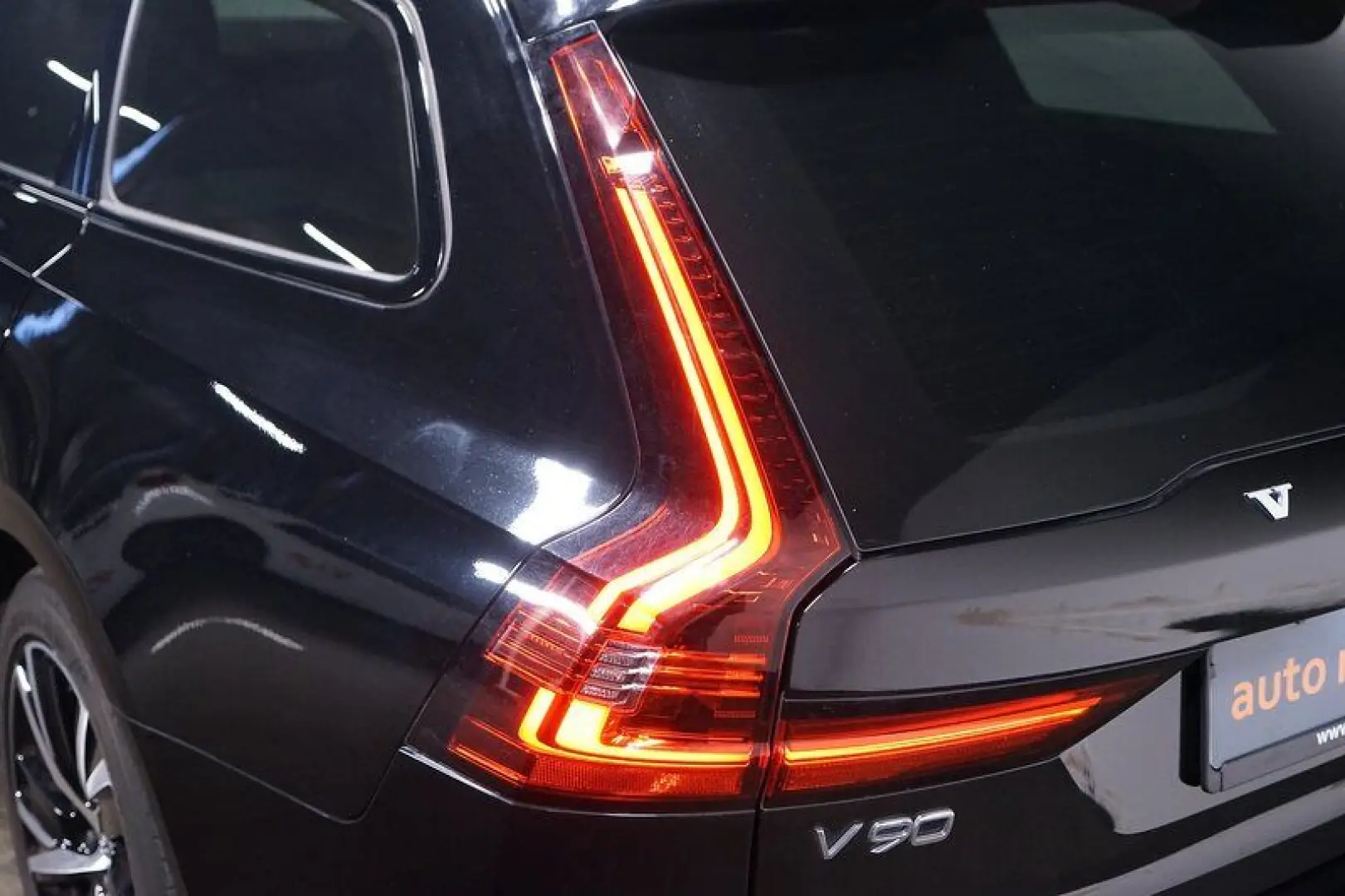 V90 2.0 T6 Recharge R-Design AWD Geartronic*AHK*
