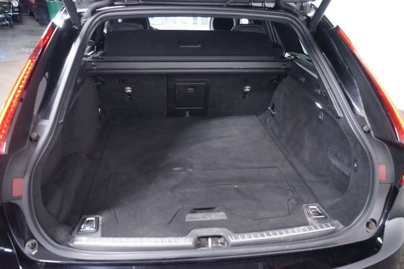 V90 2.0 T6 Recharge R-Design AWD Geartronic*AHK*