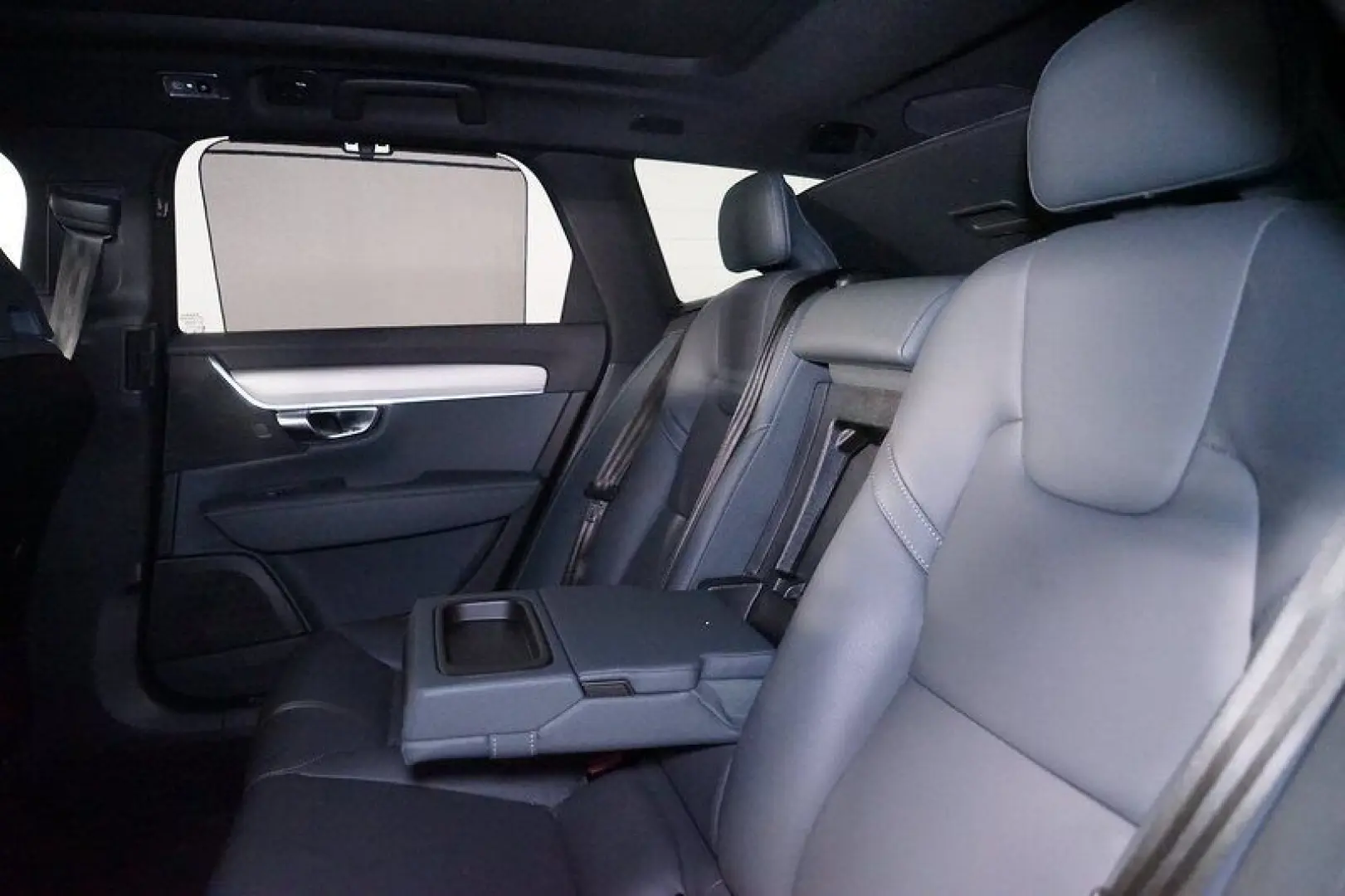 V90 2.0 T6 Recharge R-Design AWD Geartronic*AHK*
