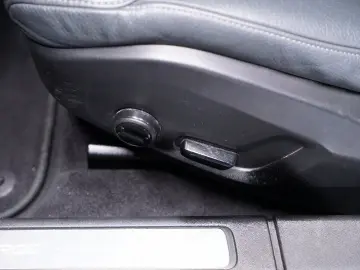 V90 2.0 T6 Recharge R-Design AWD Geartronic*AHK*