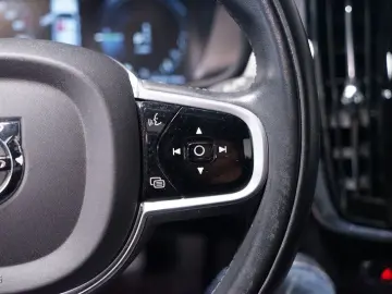 V90 2.0 T6 Recharge R-Design AWD Geartronic*AHK*