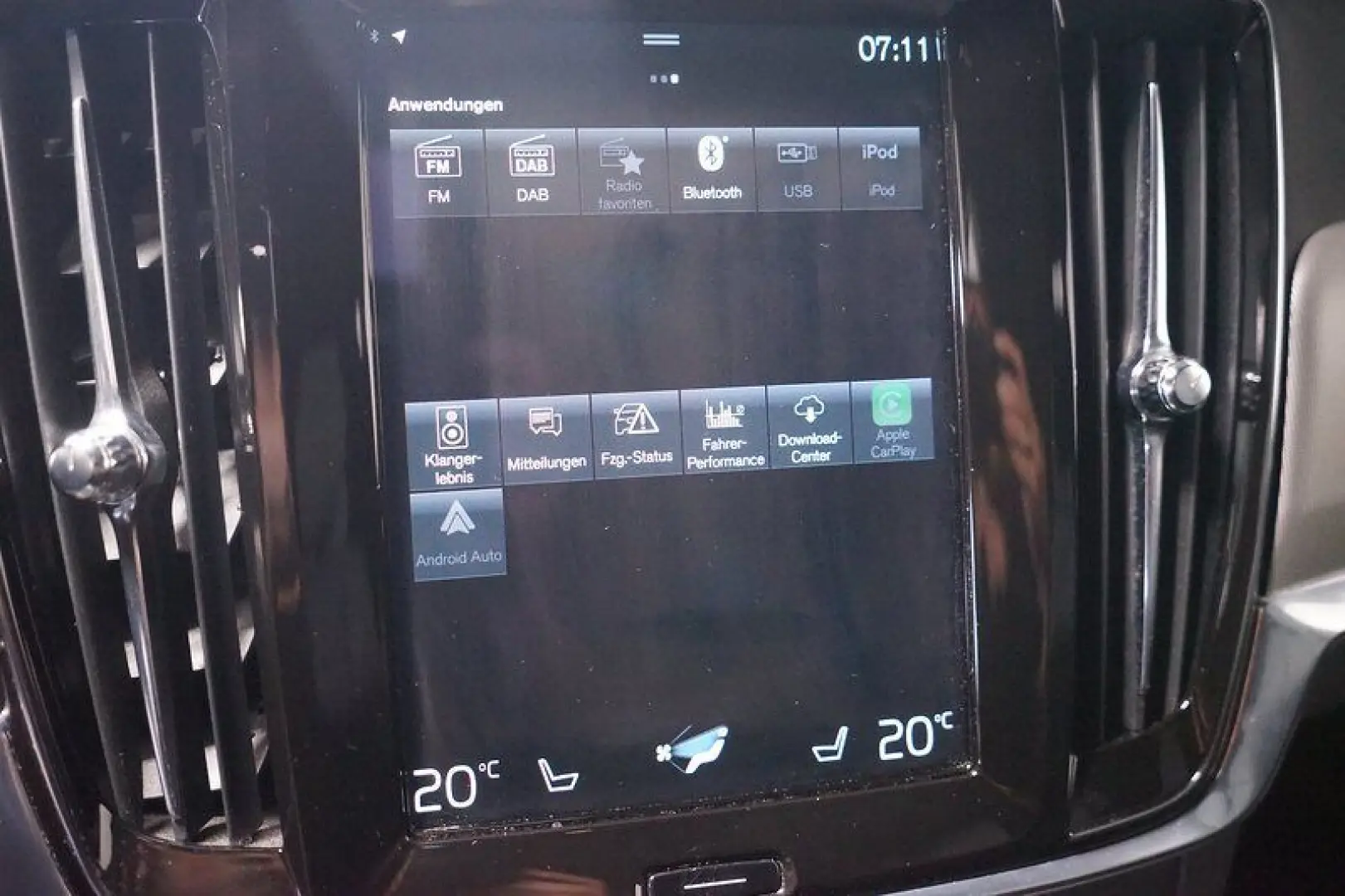 V90 2.0 T6 Recharge R-Design AWD Geartronic*AHK*
