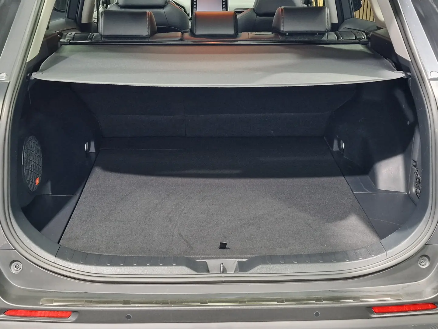 Toyota RAV4 2.5 VVT-i Hybrid Premium Plus E-CVT 5d