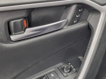 Toyota RAV4 2.5 VVT-i Hybrid Premium Plus E-CVT 5d