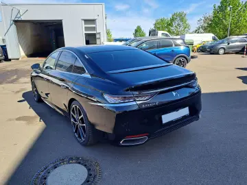 DS Automobiles DS9 E-Tense Hybrid 360 (Plug-In) Rivoli+