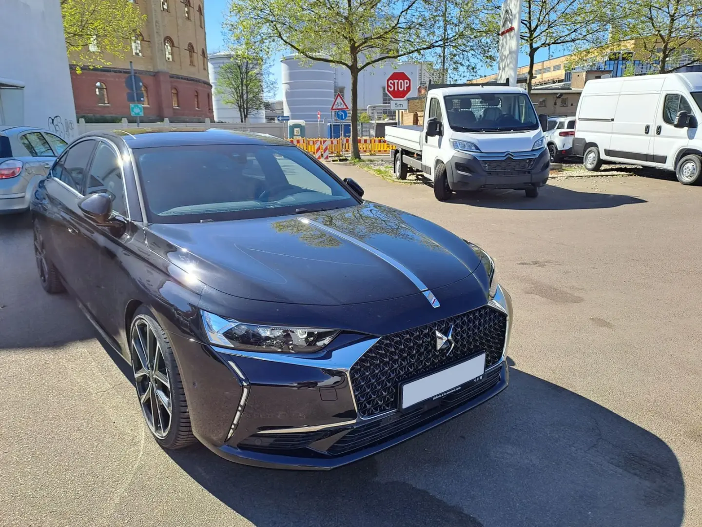 DS Automobiles DS9 E-Tense Hybrid 360 (Plug-In) Rivoli+