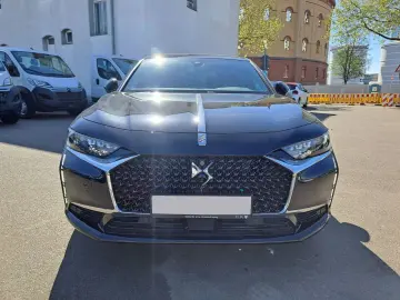 DS Automobiles DS9 E-Tense Hybrid 360 (Plug-In) Rivoli+