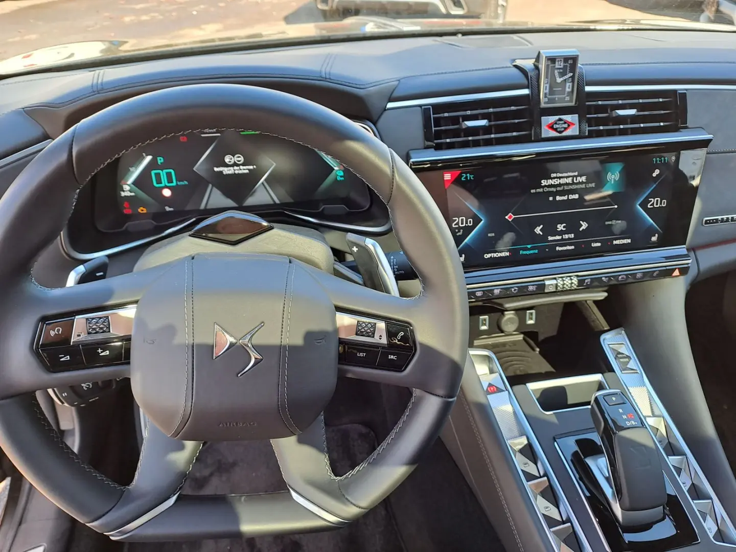 DS Automobiles DS9 E-Tense Hybrid 360 (Plug-In) Rivoli+
