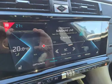 DS Automobiles DS9 E-Tense Hybrid 360 (Plug-In) Rivoli+