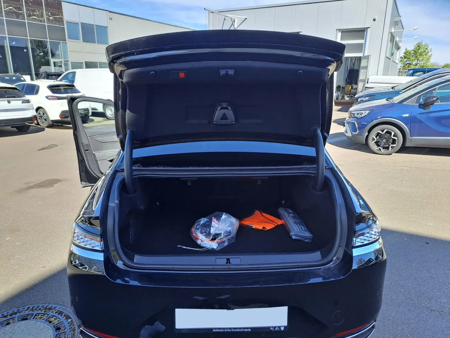 DS Automobiles DS9 E-Tense Hybrid 360 (Plug-In) Rivoli+