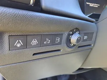 DS Automobiles DS9 E-Tense Hybrid 360 (Plug-In) Rivoli+