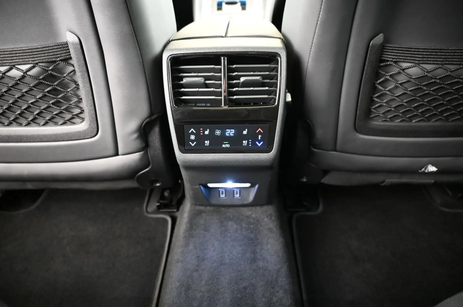 DS Automobiles DS9 1.6 E-Tense 250 OPERA