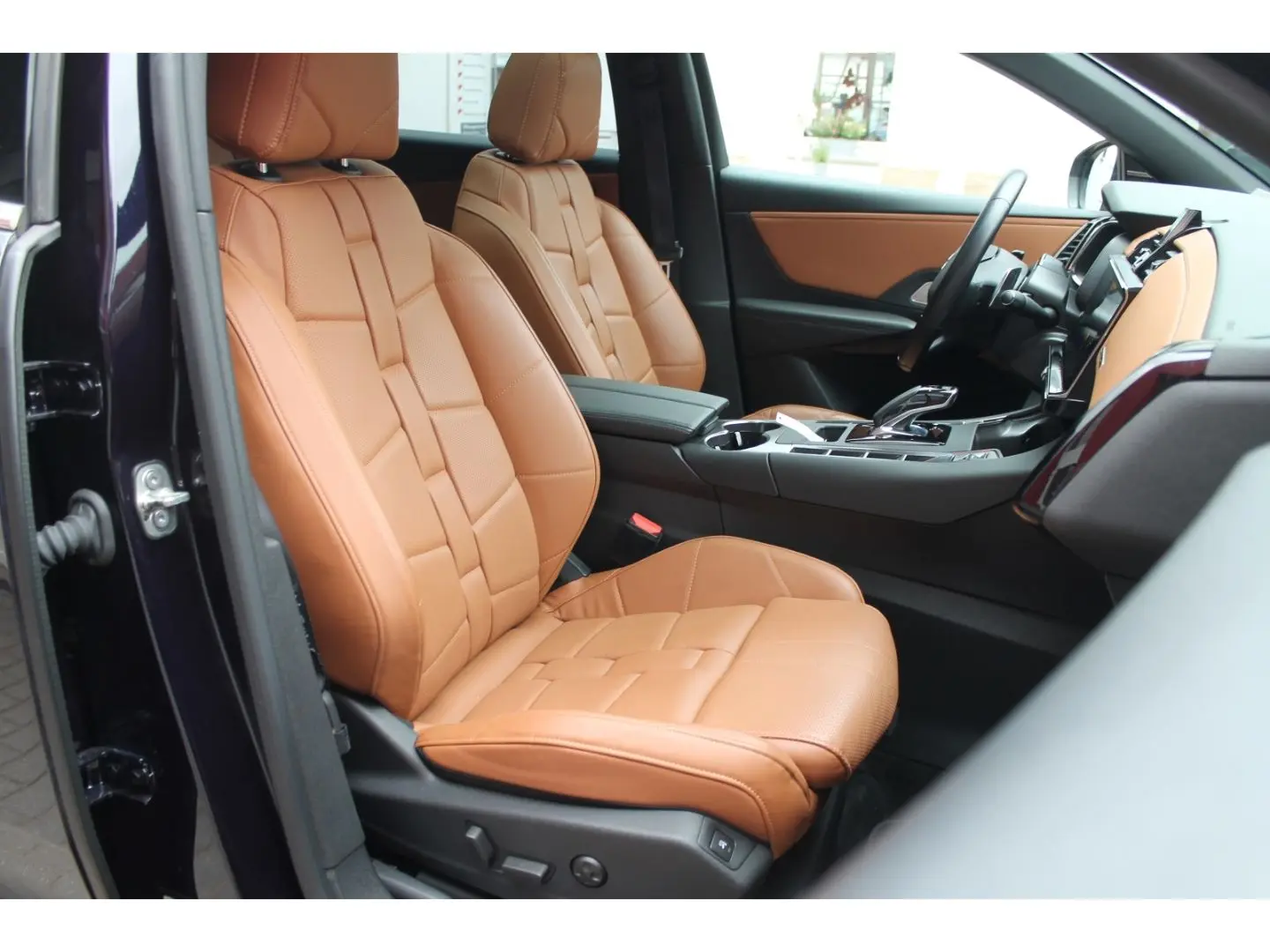 DS Automobiles DS7 E-Tense 4x4 Opera