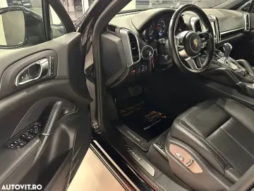 Porsche Cayenne 3.0 L