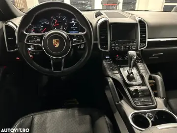 Porsche Cayenne 3.0 L