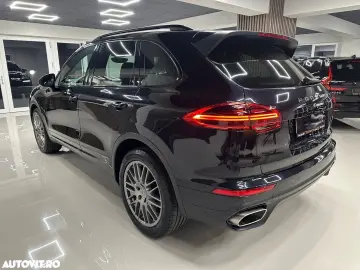 Porsche Cayenne 3.0 L