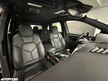 Porsche Cayenne 3.0 L