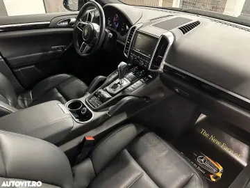 Porsche Cayenne 3.0 L