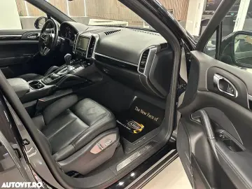 Porsche Cayenne 3.0 L