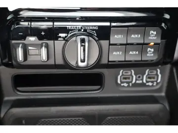 RAM 1500 TRX 6.2L V8 Retrax, Rambar, Final Editi