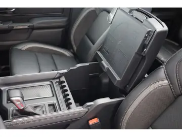 RAM 1500 TRX 6.2L V8 Retrax, Rambar, Final Editi