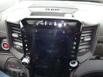 Dodge RAM 711PS TRX 6.2l V8 HEMI Supercharger 4x4