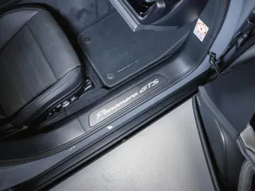Panamera GTS Panoramadach Sport Chrono