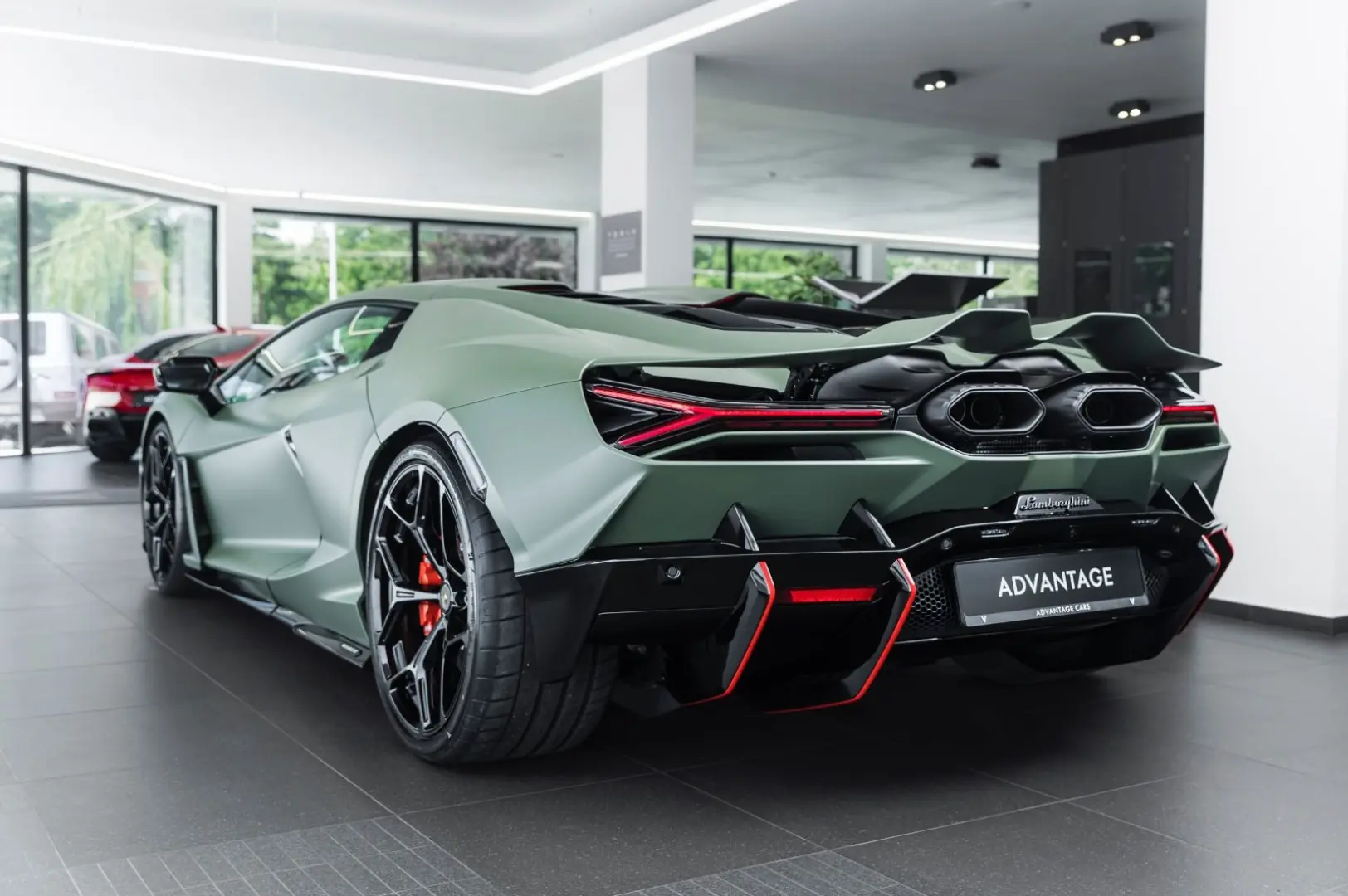 Revuelto 6.5 V12/LED/CarPlay