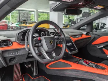Revuelto 6.5 V12/LED/CarPlay