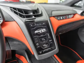 Revuelto 6.5 V12/LED/CarPlay