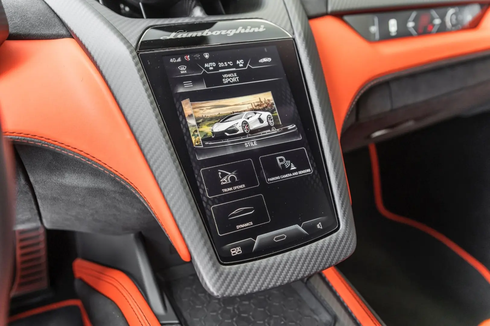 Revuelto 6.5 V12/LED/CarPlay