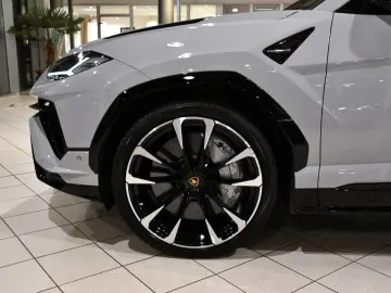 Lamborghini Urus S 4.0 V8 Exclusive 60 Anniversario Pano