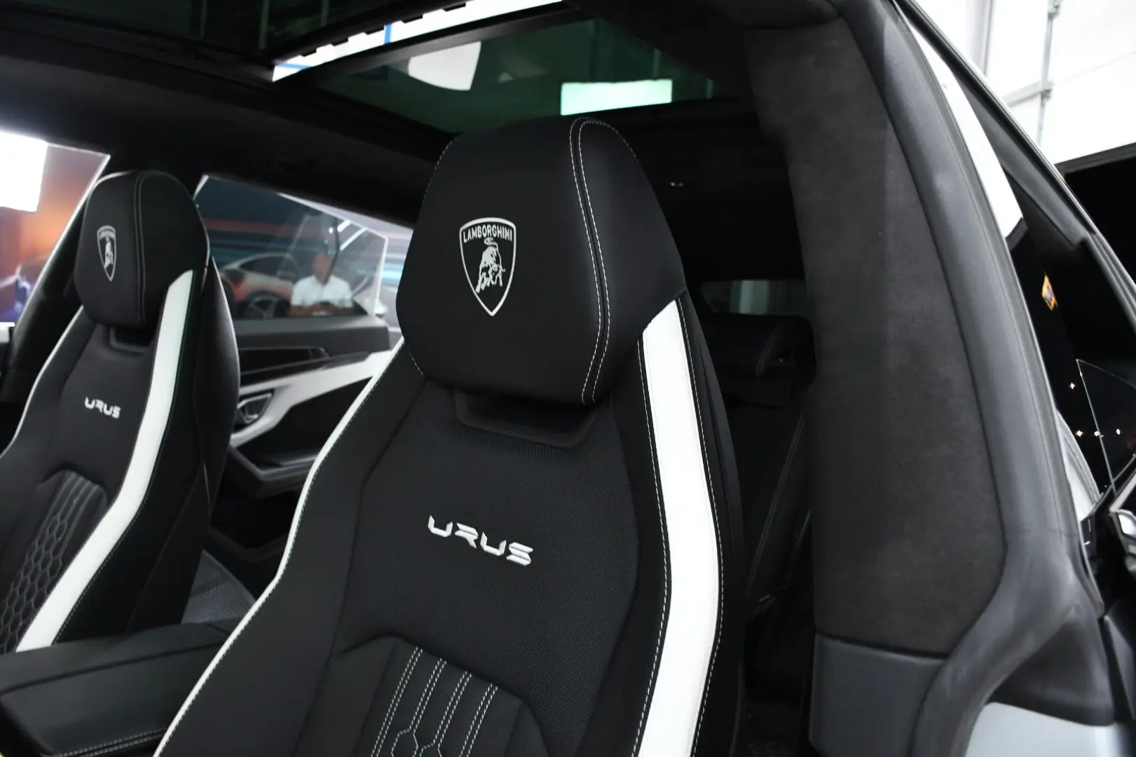 Lamborghini Urus S 4.0 V8 Exclusive 60 Anniversario Pano