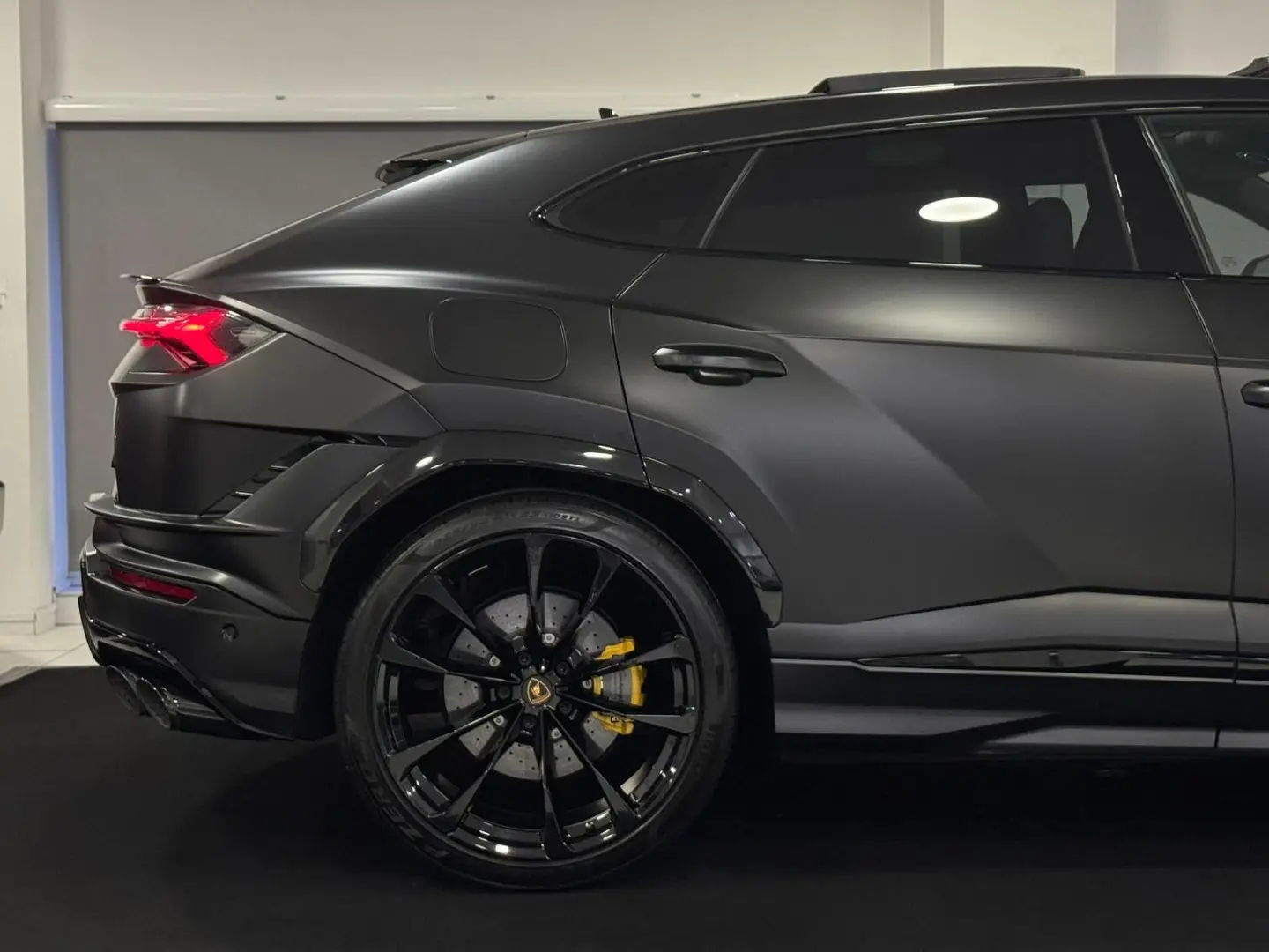 Lamborghini Urus S*StylePack*3D-B&O*23ZOLL*PANO*SOFT