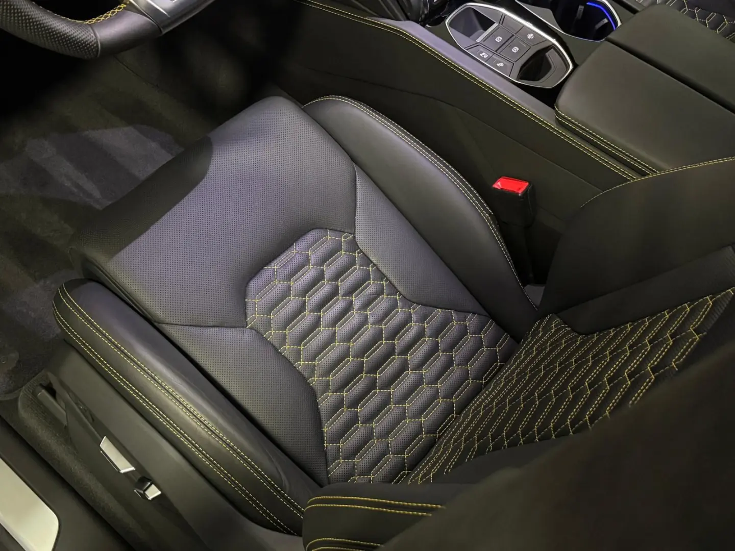Lamborghini Urus S*StylePack*3D-B&O*23ZOLL*PANO*SOFT