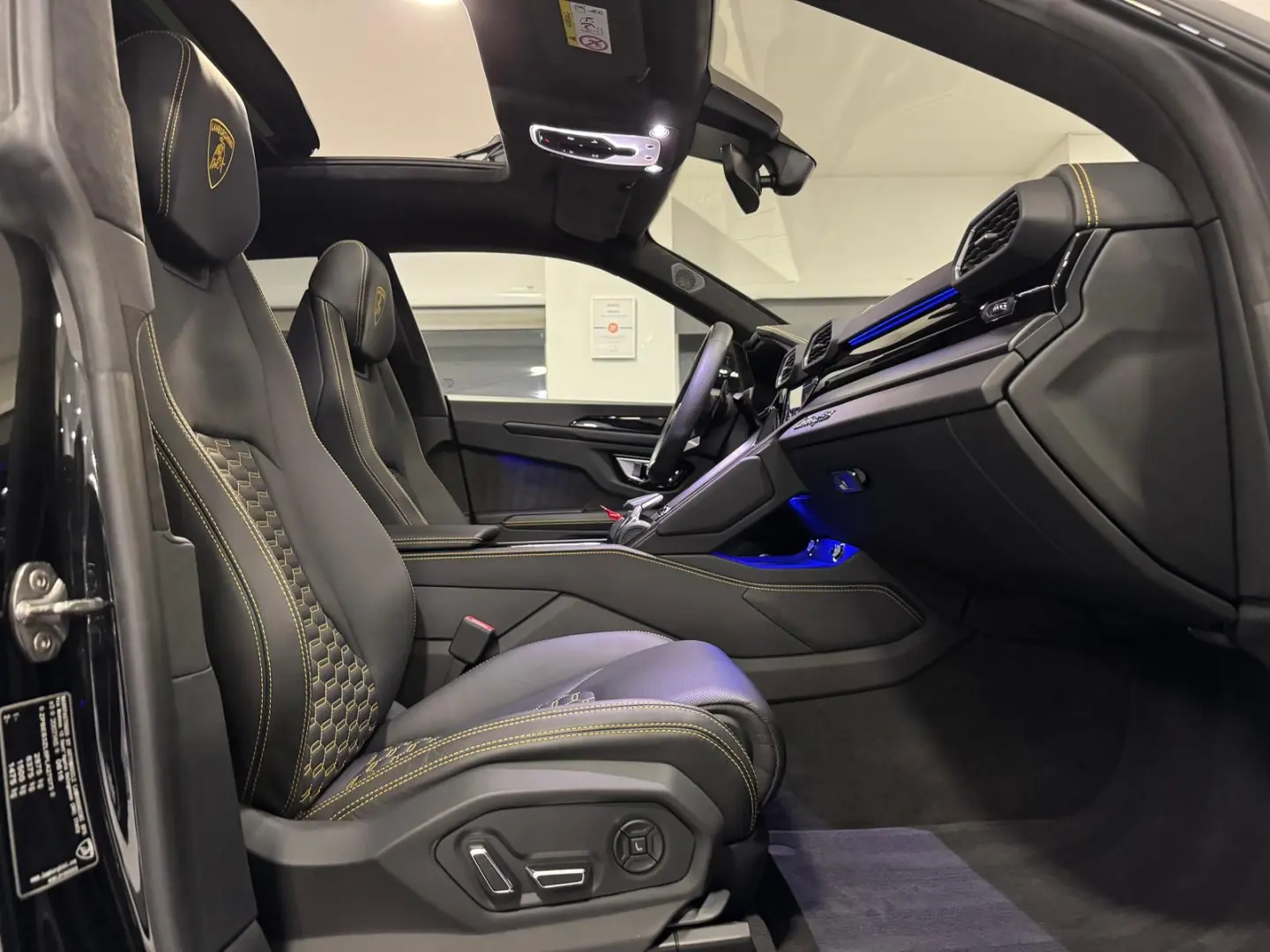 Lamborghini Urus S*StylePack*3D-B&O*23ZOLL*PANO*SOFT