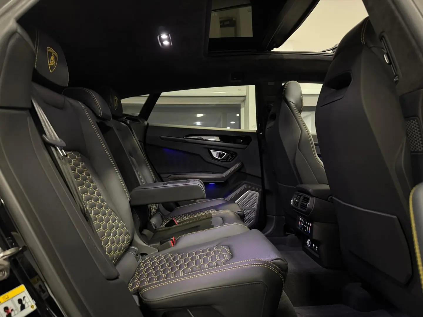 Lamborghini Urus S*StylePack*3D-B&O*23ZOLL*PANO*SOFT