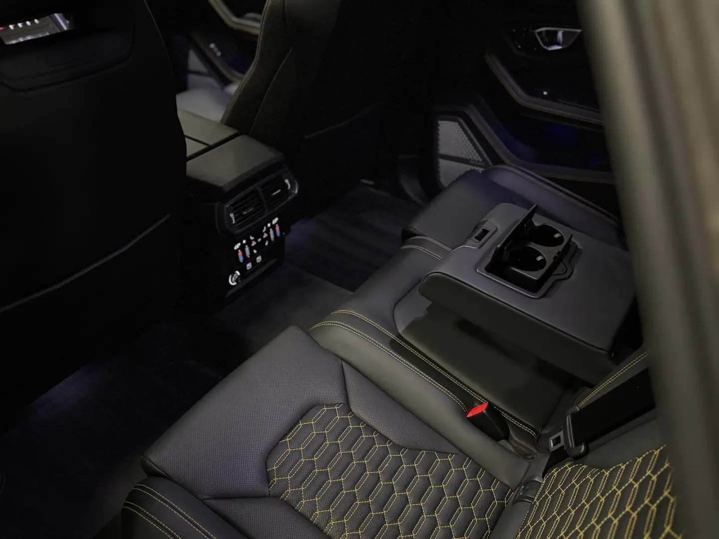 Lamborghini Urus S*StylePack*3D-B&O*23ZOLL*PANO*SOFT