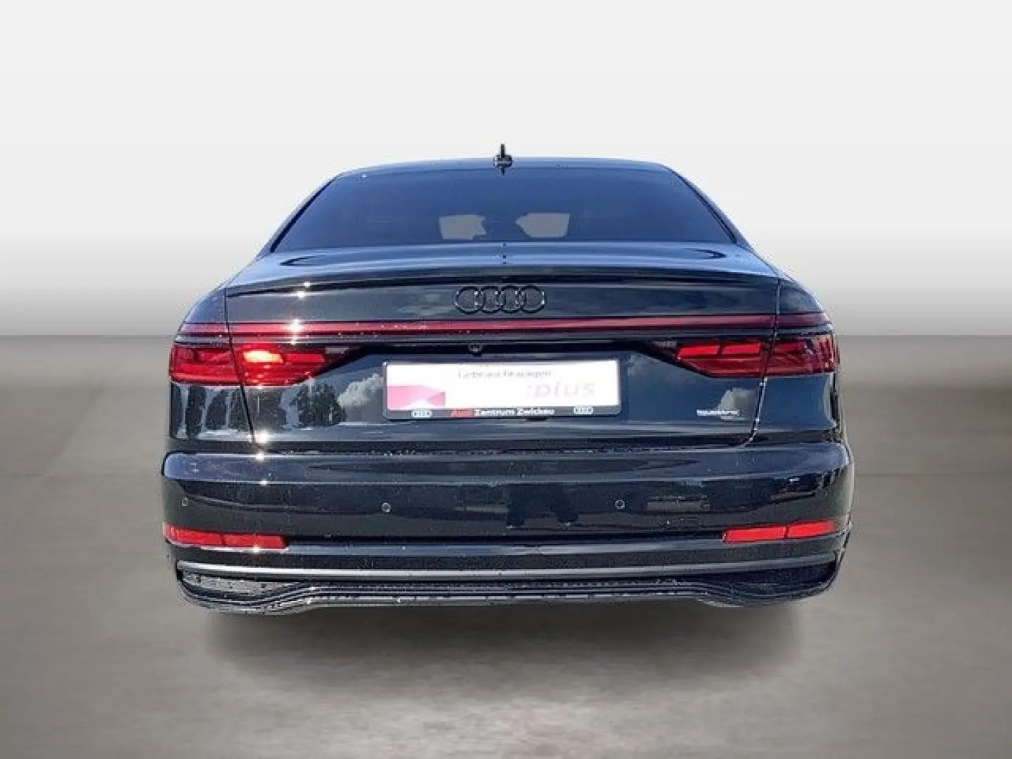 Audi A8 60TFSIe quattro S-line Matrix LED