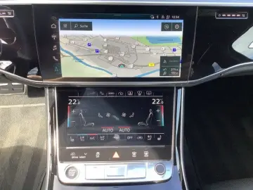 Audi A8 60TFSIe quattro S-line Matrix LED