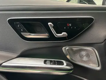 CLE 200 Coupe AMG Line PANORAMA-360°-BURMESTER