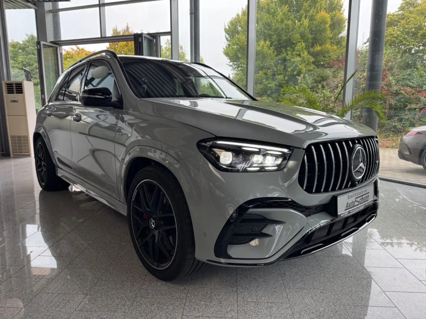 GLE 53 AMG e 4M NIGHT+Massage+AHK+Pano+22''+360