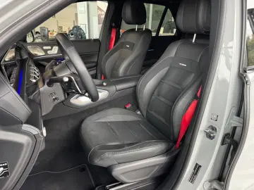 GLE 53 AMG e 4M NIGHT+Massage+AHK+Pano+22''+360